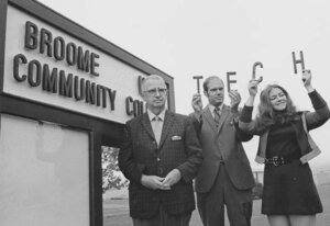 Officials changing Broome Tech sign to Broome Community College
